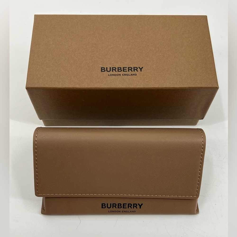 NWT Burberry Tan Brown Leather Glasses Case Unisex With Cloth And Box